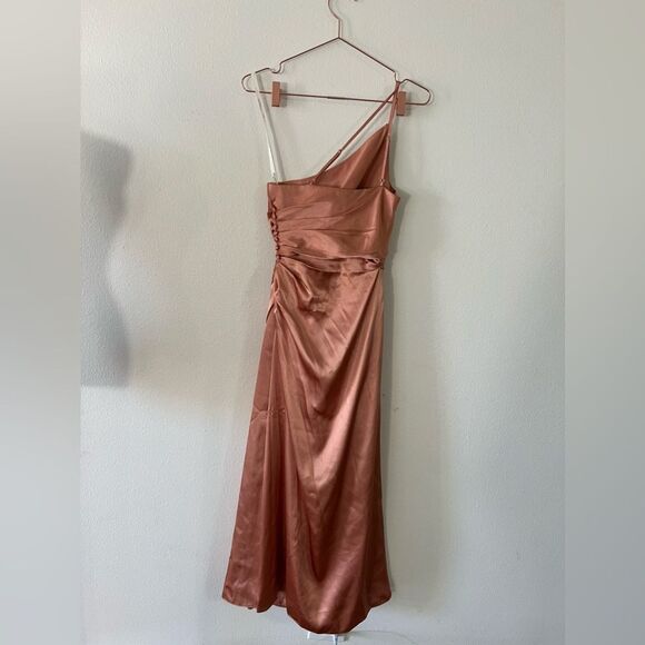 Davids Bridal Galina Signature charmeuse draped one-shoulder dress size 2 - Picture 6 of 13